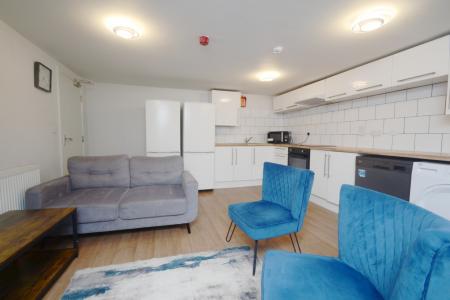 Clifton Avenue, Fallowfield, Manchester, M14