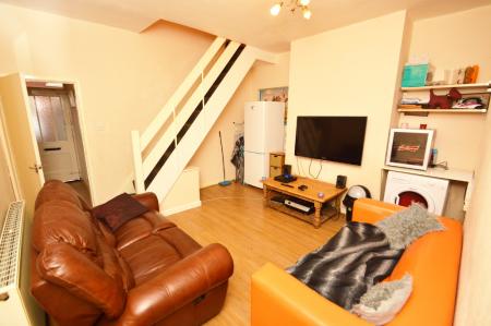 4 bedroom Terraced House to let in Kathleen Grove, Rusholme, Manchester, M14