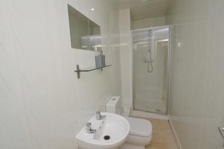 6 bedroom Terraced House to let in Mabfield Road, Fallowfield, Manchester, M14