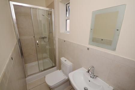 6 bedroom End of terrace house to let in Mauldeth Road, Fallowfield, Manchester, M14