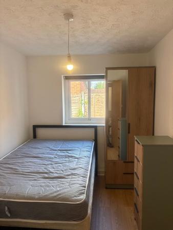 6 bedroom Semi-detached house to let in Wellington Road, Fallowfield, Manchester, M14