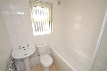 4 bedroom Terraced House to let in Ashfield Road, Victoria Park, Manchester, M13