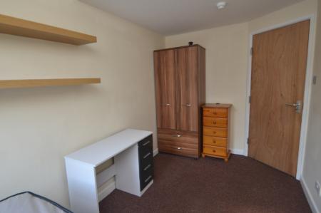 6 bedroom Terraced House to let in Braemar Road, Fallowfield, Manchester, M14