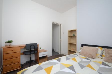 5 bedroom Terraced House to let in Ashfield Road, Victoria Park, Manchester, M13