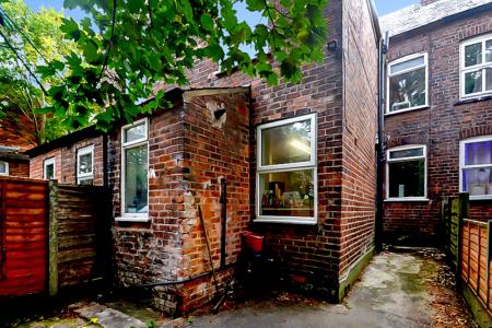 5 bedroom Terraced House for sale in Lombard Grove, Fallowfield, Manchester, M14