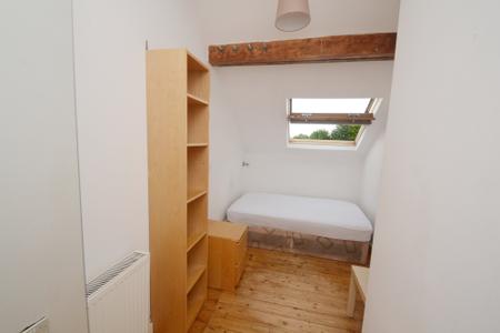 6 bedroom Terraced House to let in Heald Grove, Rusholme, Manchester, M14