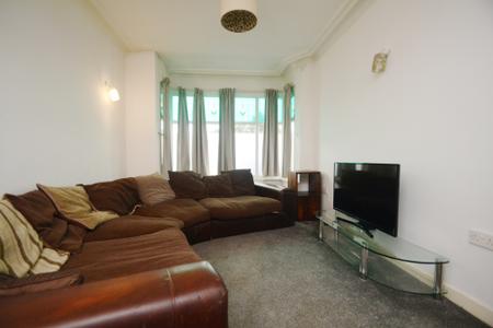 6 bedroom Terraced House to let in Heald Grove, Rusholme, Manchester, M14