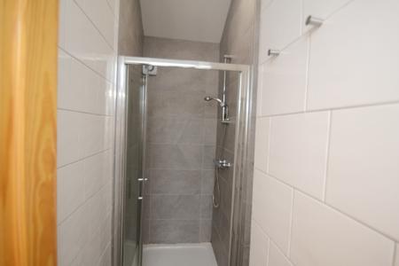 6 bedroom Terraced House to let in Heald Grove, Rusholme, Manchester, M14