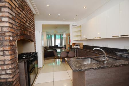 6 bedroom Terraced House to let in Heald Grove, Rusholme, Manchester, M14