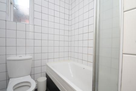6 bedroom Terraced House to let in Scarsdale Road, Manchester, M14