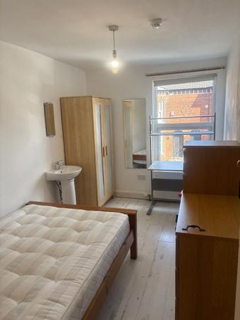 8 bedroom Semi-detached house to let in Talbot Road, Fallowfield, Manchester, M14