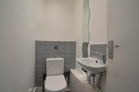 6 bedroom Terraced House to let in Old Moat Lane, Withington, Manchester, M20