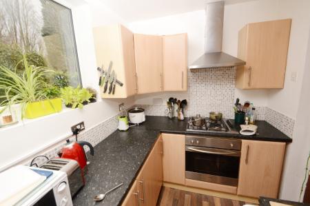 4 bedroom Terraced House to let in Amherst Road, Fallowfield, Manchester, M20