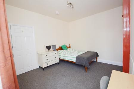 4 bedroom Terraced House to let in Kingswood Road, Fallowfield, Manchester, M14