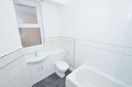 4 bedroom Terraced House to let in Kingswood Road, Fallowfield, Manchester, M14