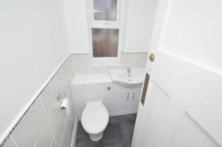 4 bedroom Terraced House to let in Kingswood Road, Fallowfield, Manchester, M14