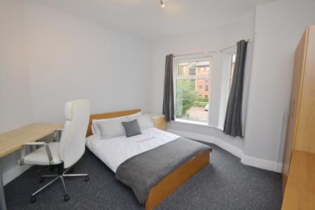 3 bedroom Terraced House to let in Carill Drive, Fallowfield, Manchester, M14