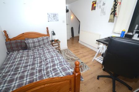 6 bedroom Terraced House to let in Moseley Road, Fallowfield, Manchester, M14