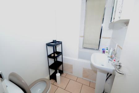 6 bedroom Terraced House to let in Moseley Road, Fallowfield, Manchester, M14