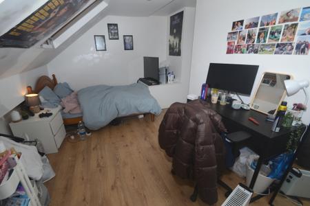 6 bedroom Terraced House to let in Moseley Road, Fallowfield, Manchester, M14