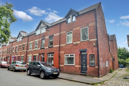 6 bedroom End of terrace house to let in Ladybarn Road, Fallowfield, Manchester, M14