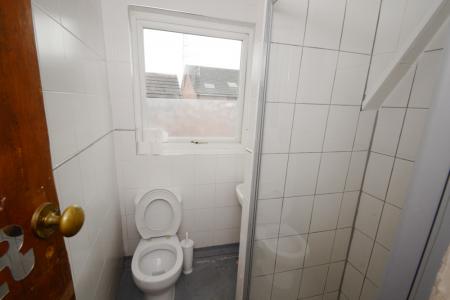 6 bedroom End of terrace house to let in Ladybarn Road, Fallowfield, Manchester, M14