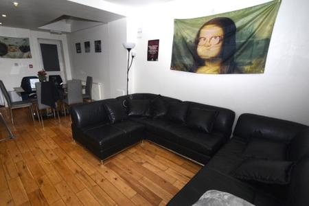 6 bedroom Terraced House to let in Furness Road, Fallowfield, Manchester, M14