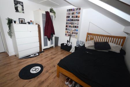 6 bedroom Terraced House to let in Furness Road, Fallowfield, Manchester, M14