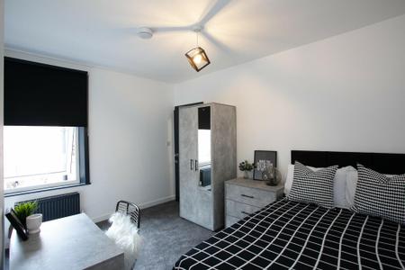 5 bedroom Terraced House to let in Mabfield road, Fallowfield, Manchester, M14