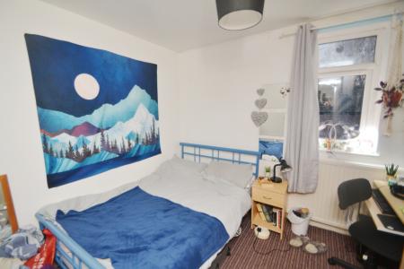 6 bedroom Terraced House to let in Cedar Grove, Fallowfield, Manchester, M14