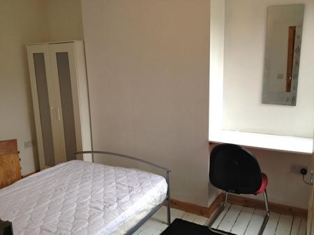 7 bedroom Terraced House to let in Whitby Road, Fallowfield, Manchester, M14