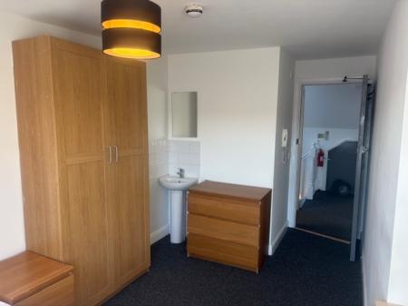 7 bedroom Terraced House to let in Moseley Road, Fallowfield, Manchester, M14