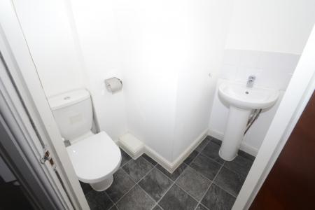7 bedroom Terraced House to let in Moseley Road, Fallowfield, Manchester, M14
