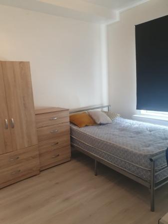 6 bedroom Terraced House to let in Standish Road, Fallowfield, Manchester, M14