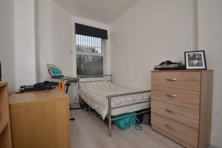 6 bedroom Terraced House to let in Standish Road, Fallowfield, Manchester, M14