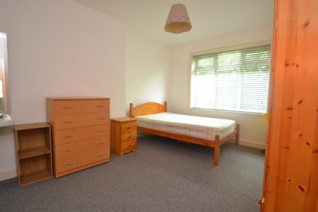 5 bedroom Semi-detached house to let in Birchfields Road, Fallowfield, Manchester, M14