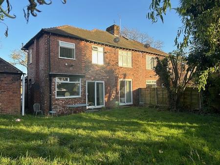 5 bedroom Semi-detached house to let in Birchfields Road, Fallowfield, Manchester, M14