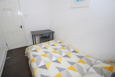 3 bedroom Terraced House to let in Newport Street, Rusholme, Manchester, M14
