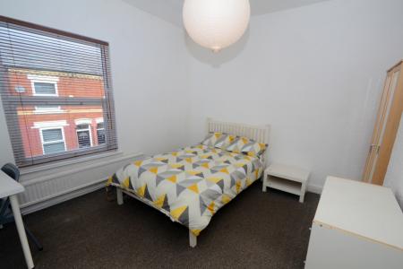 3 bedroom Terraced House to let in Newport Street, Rusholme, Manchester, M14