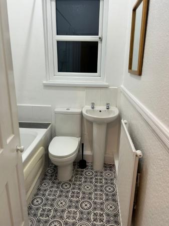 3 bedroom Flat to let in 26/27 Claremont Road, Rusholme, Manchester, M14