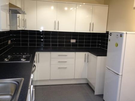 7 bedroom Flat to let in Wilmslow Road, Withington, Manchester, M20