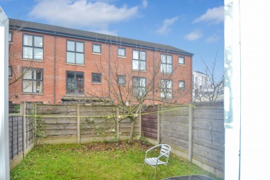 5 bedroom Terraced House for sale in Plymouth View, Ardwick, Manchester, M13