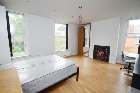 8 bedroom Semi-detached house for sale in Burton Road, West Didsbury, Manchester, M20