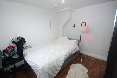 6 bedroom Terraced House to let in Moseley Road, Fallowfield, Manchester, M14