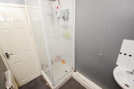 6 bedroom Terraced House to let in Moseley Road, Fallowfield, Manchester, M14