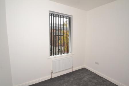 6 bedroom Terraced House to let in Cawdor Road, Fallowfield, Manchester, M14