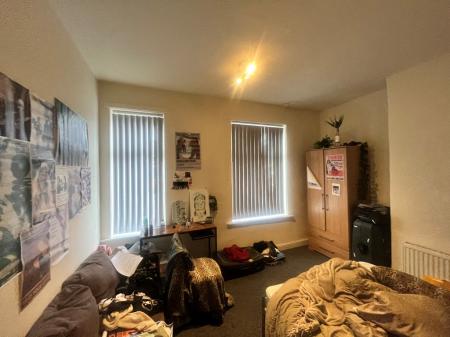 3 bedroom Terraced House to let in Horton Road, Rusholme, Manchester, M14