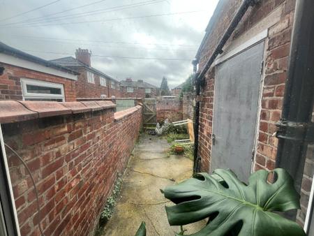 3 bedroom Terraced House to let in Horton Road, Rusholme, Manchester, M14