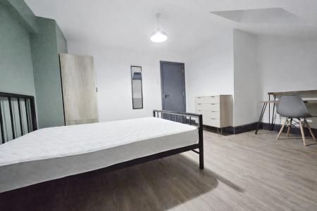 6 bedroom Terraced House for sale in Bankfield Avenue, Victoria Park, Manchester, M13