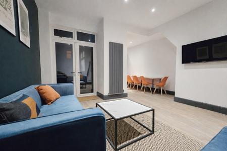 6 bedroom Terraced House for sale in Bankfield Avenue, Victoria Park, Manchester, M13